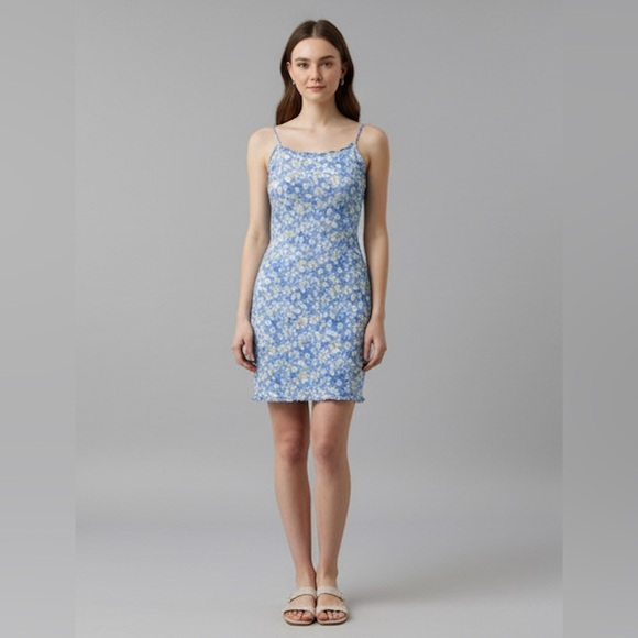 Blue Floral Print Lettuce Edge Dress - Picture 3 of 7